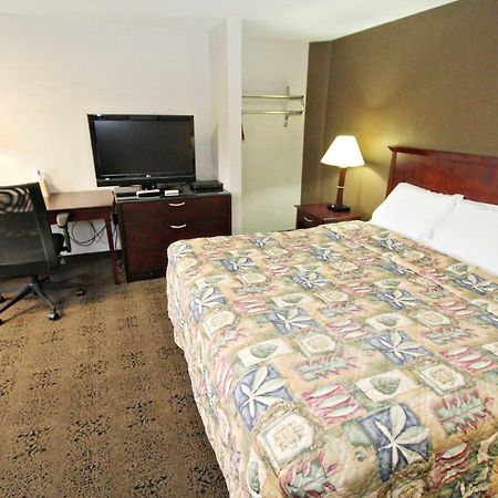 Knights Inn Pine Grove Pine Grove  Екстер'єр фото