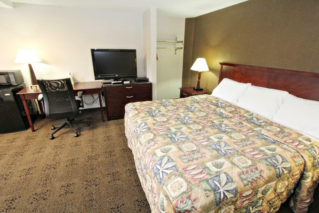 Knights Inn Pine Grove Pine Grove  Екстер'єр фото