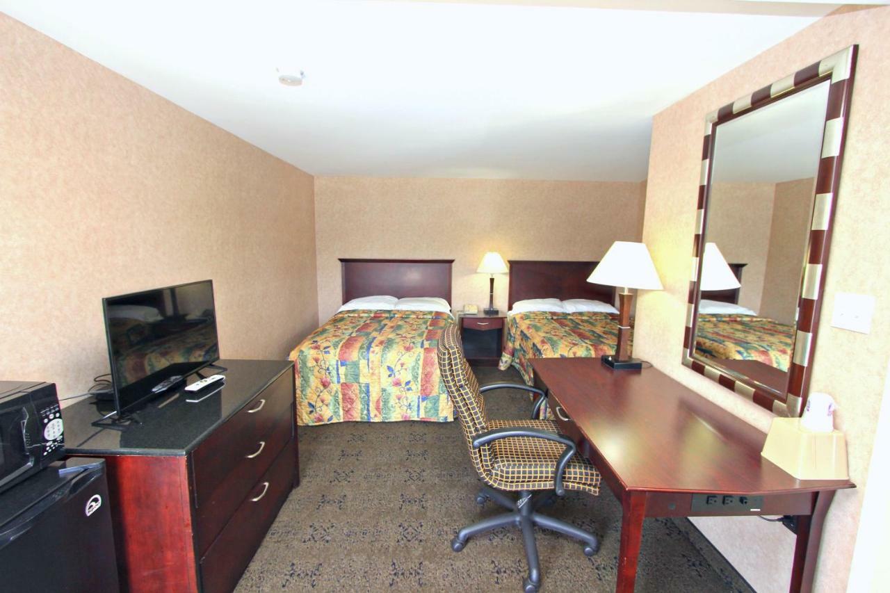 Knights Inn Pine Grove Pine Grove  Екстер'єр фото