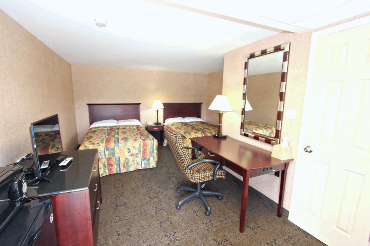 Knights Inn Pine Grove Pine Grove  Екстер'єр фото