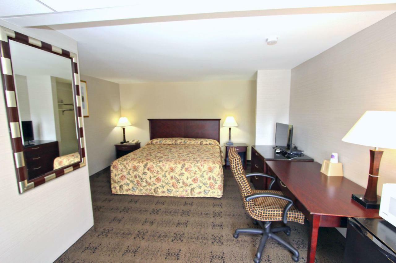 Knights Inn Pine Grove Pine Grove  Екстер'єр фото